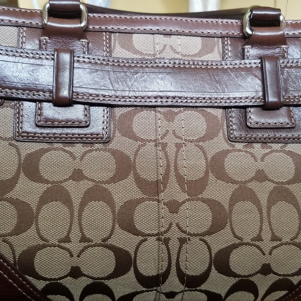 Authentic Coach Purse - Picture 3 of 4